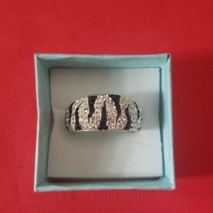 Zebra print crystal ring